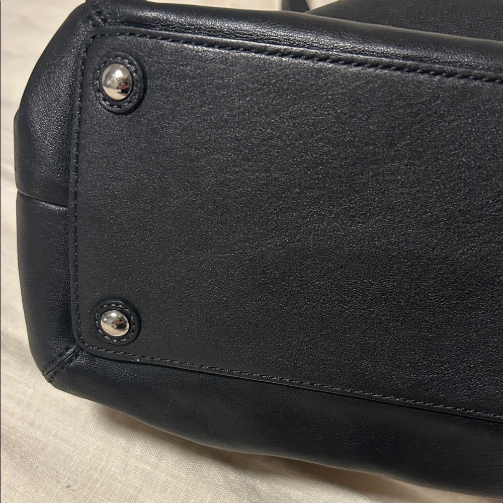 Coach Black Leather Shoulder Bag - Picture 4 of 8